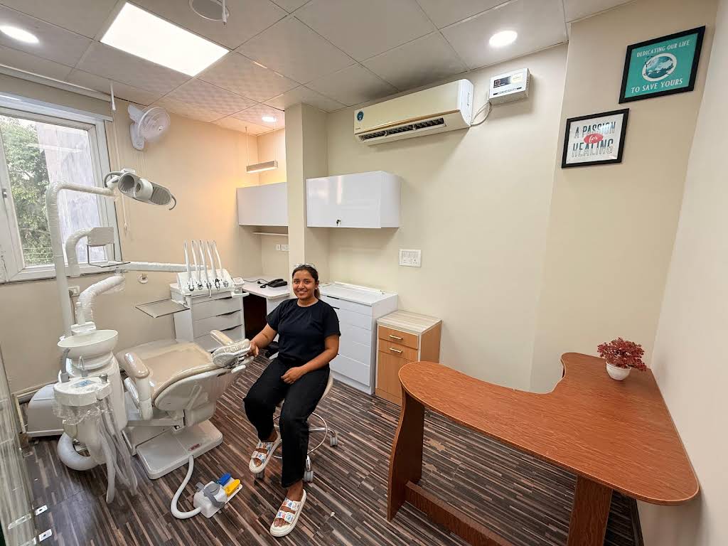 Dr. Puja Priya in the clinic
